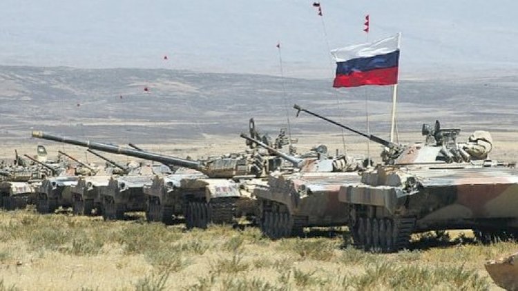 Ermənistan təkzib etdi, Ukrayna sübut yayımladı: Gümrü bazasında Rusiya aktivliyi