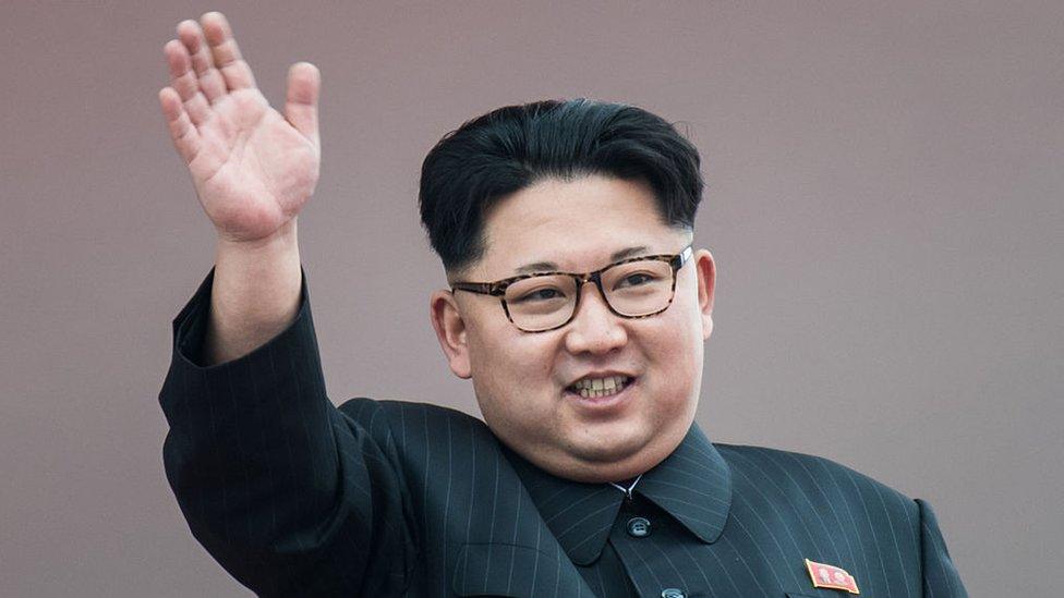 Yaponiyada nəşr olunan kitabda Kim Çen In-in ailə sirrləri açıqlandı