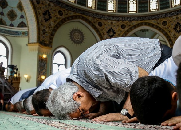 Bayram namazının qılınacağı TARİX AÇIQLANDI