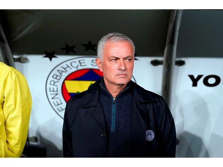 Jose Mourinyo gələn sezon Fənərbaxçaya başçılıq edəcəkmi?