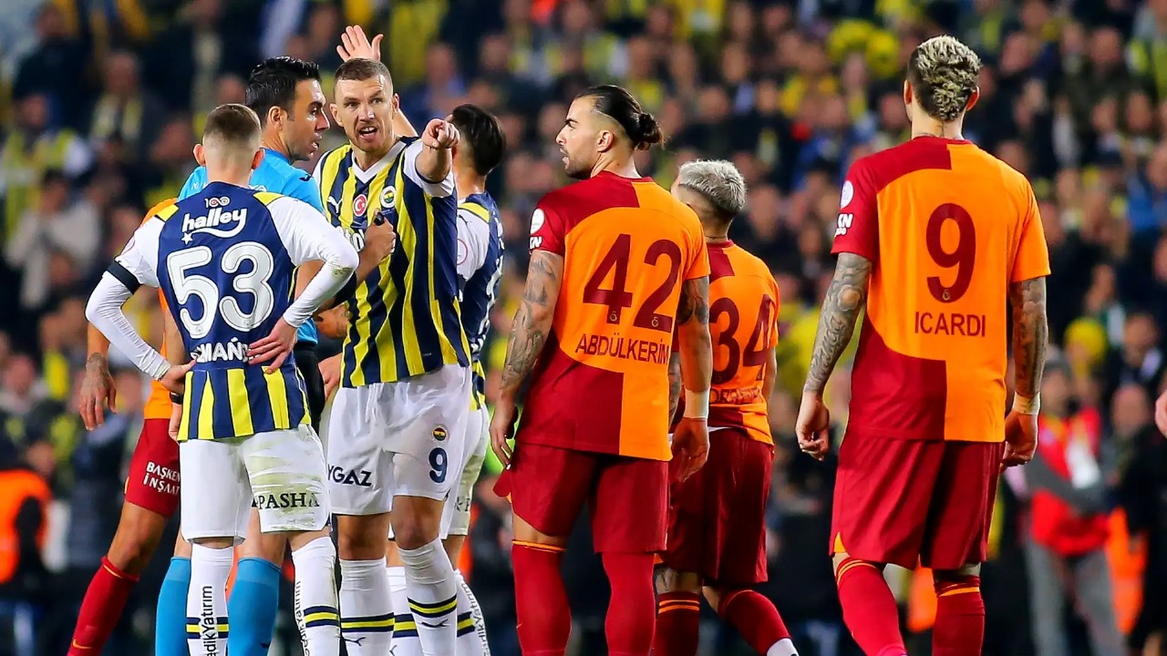Fənərbaxça-Qalatasaray derbisinin baş hakimi bəlli olub.