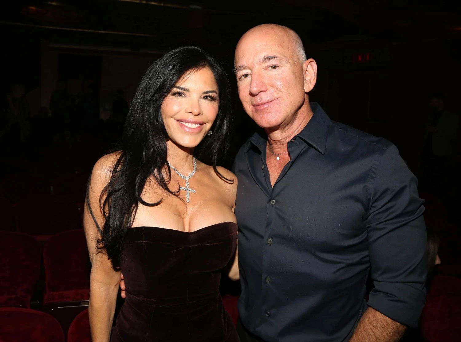 Dünyanın ən zəngin 10 adamından biri olan Ceff Bezos toyu üçün türklərə müraciət edib.