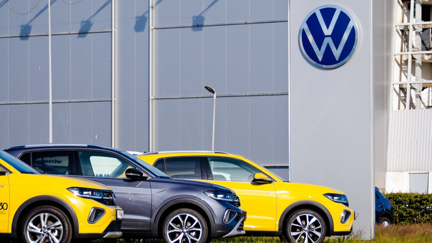 Volkswagen Trampın avtomobil vergisinə qarşı, ilk addımı atıb