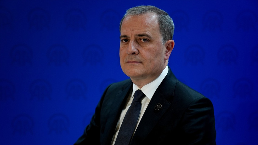 Azərbaycan: Ermənistan Konstitusiyasını dəyişdirmədən sülh sazişinin imzalanması mümkün deyil.