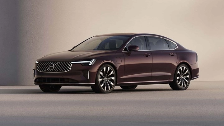 Yeni Volvo S90 təqdim edildi: Budur onun dizaynı və xüsusiyyətləri