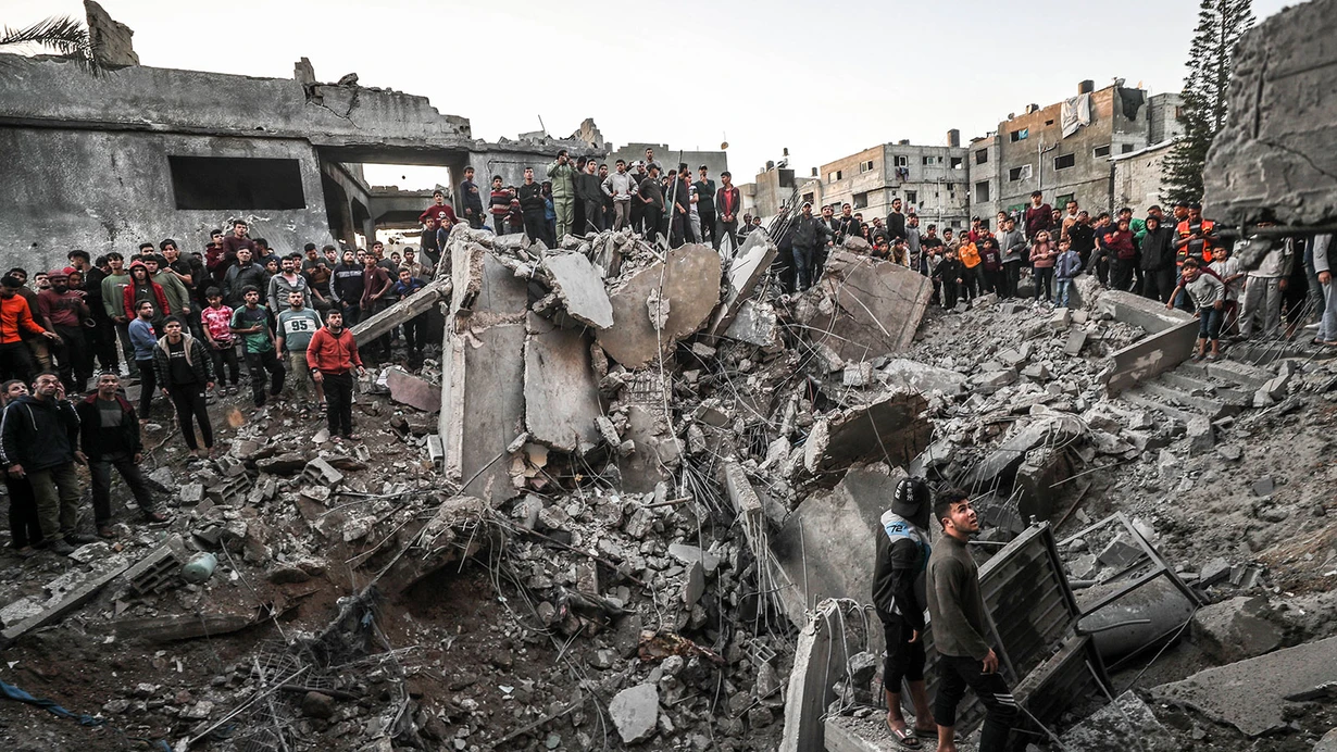 İsrailin Qəzzaya son hücumları nəticəsində azı 45 nəfər ölüb.