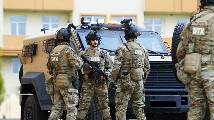 DTX terrorçuluqda şübhəli bilinən şəxsi saxlayaraq Azərbaycana gətirib.