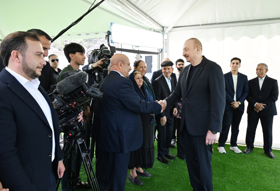 Prezident İlham Əliyev Laçın rayonunun Bəylik kəndinin açılışında iştirak edib